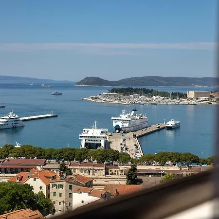 Island View * 스플리트