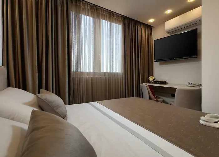 Island View Daire Split